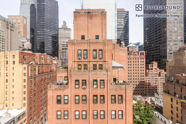 Photo - 138 E 38th St Unidad FL12-ID2113