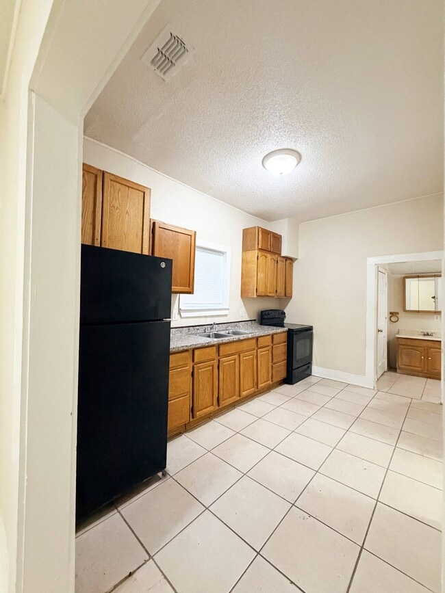 Photo - 1441 Cleveland St