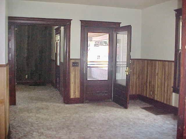 Photo - 403 S Main St
