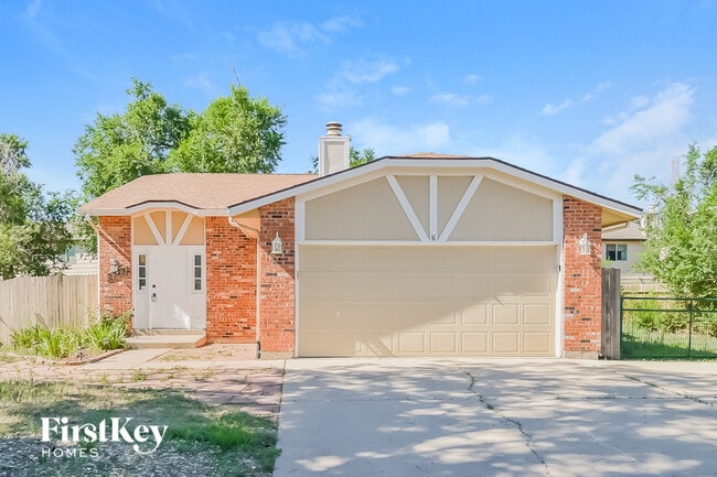 Building Photo - 2273 Farnsworth Dr