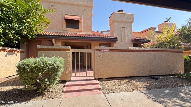 Building Photo - 6900 E Gold Dust Ave Rental