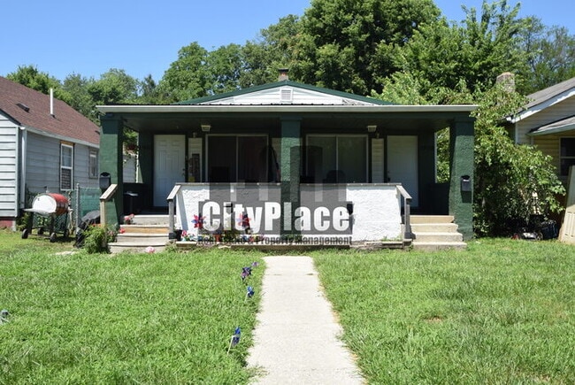 Photo - 1458 W Congress Ave
