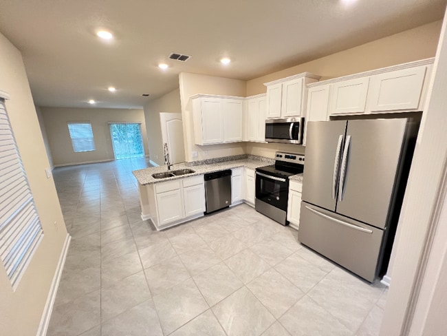 Photo - 64 Pasadena Dr