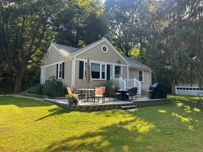 Building Photo - 40 Whedon Ln Rental