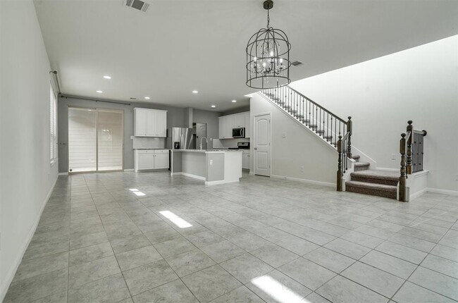 177 Diamond Point Dr