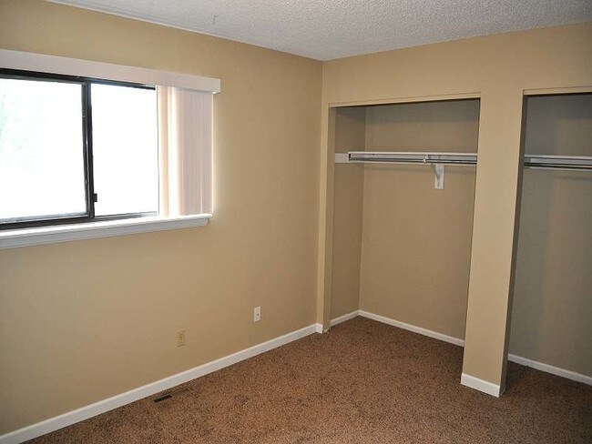 Photo - 1331 Birch St