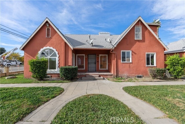 Photo - 272 W 9th St