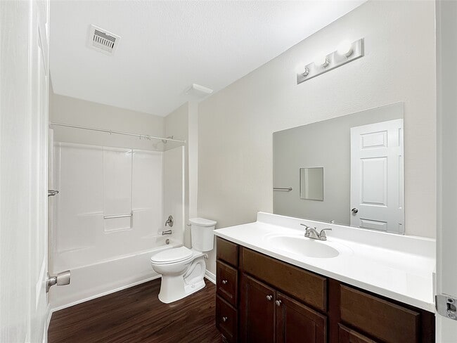 Photo - 7426 Blue Jay Dr