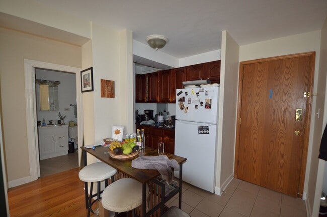 Photo - 4180 N Marine Dr Unidad 1301