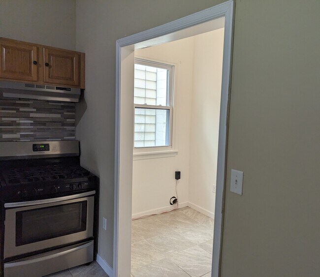 Photo - 52 Terrace St