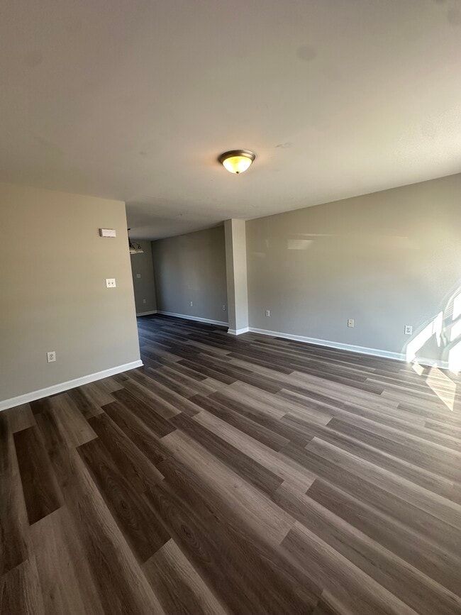 Photo - 1212 Superior Pointe Pl