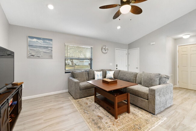 Building Photo - 2883 N Lockwood Meadows Blvd Unit SI FL1-ID1590860P