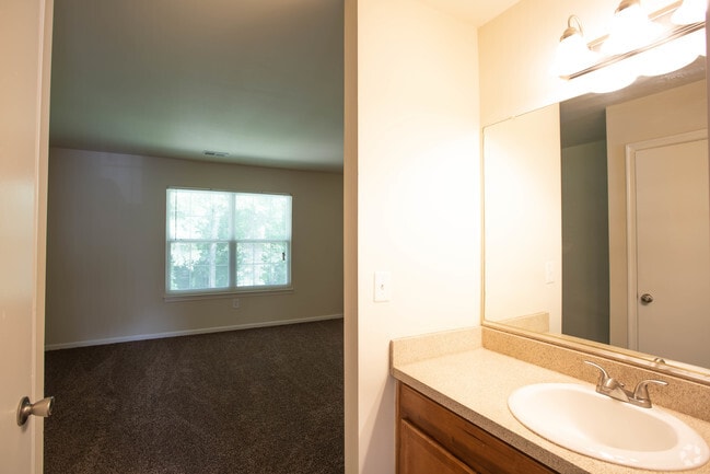 2BR,1.5BA,-1150SF