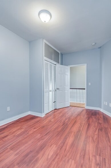 Photo - 396 Union St