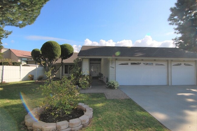 Photo - Spacious Cul De Sac House with Yard and Pool