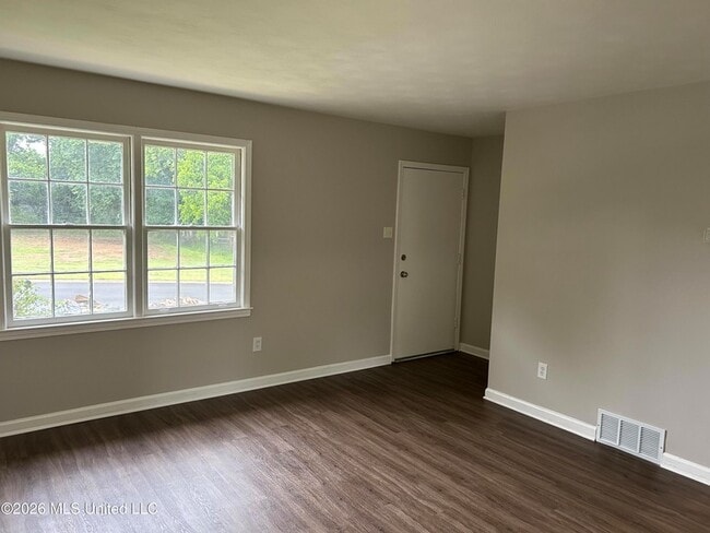 Photo - 1296 Vicksburg Dr