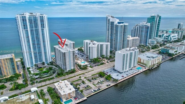 Photo - 2751 S Ocean Dr Unit 404N