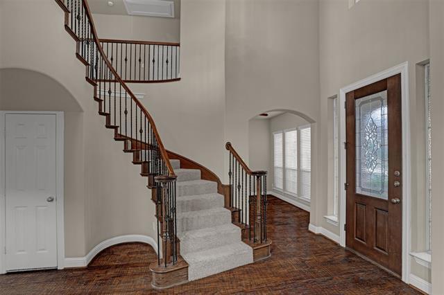 Photo - 1702 Tulare Dr