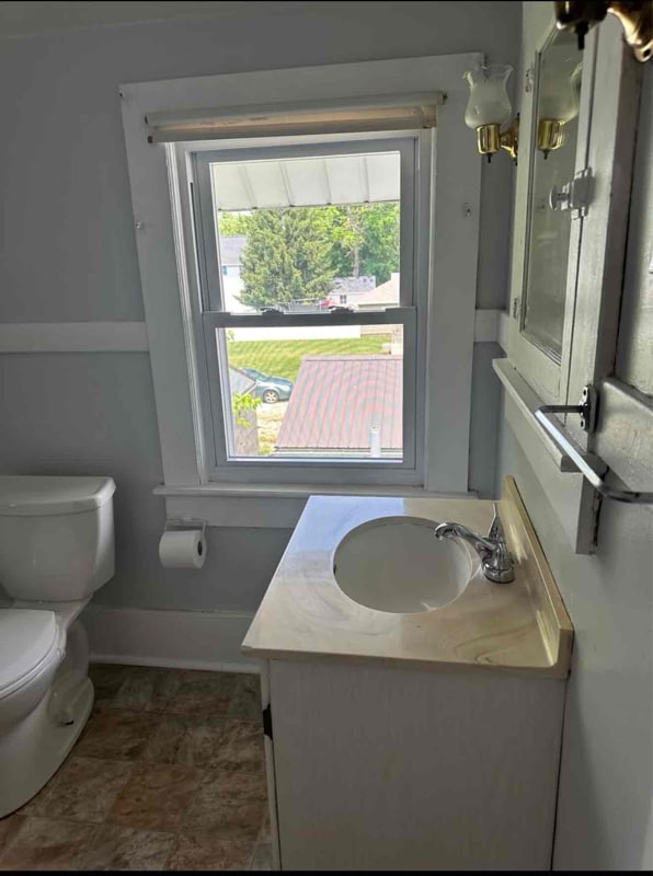 Photo - 1138 Williams Ave NE
