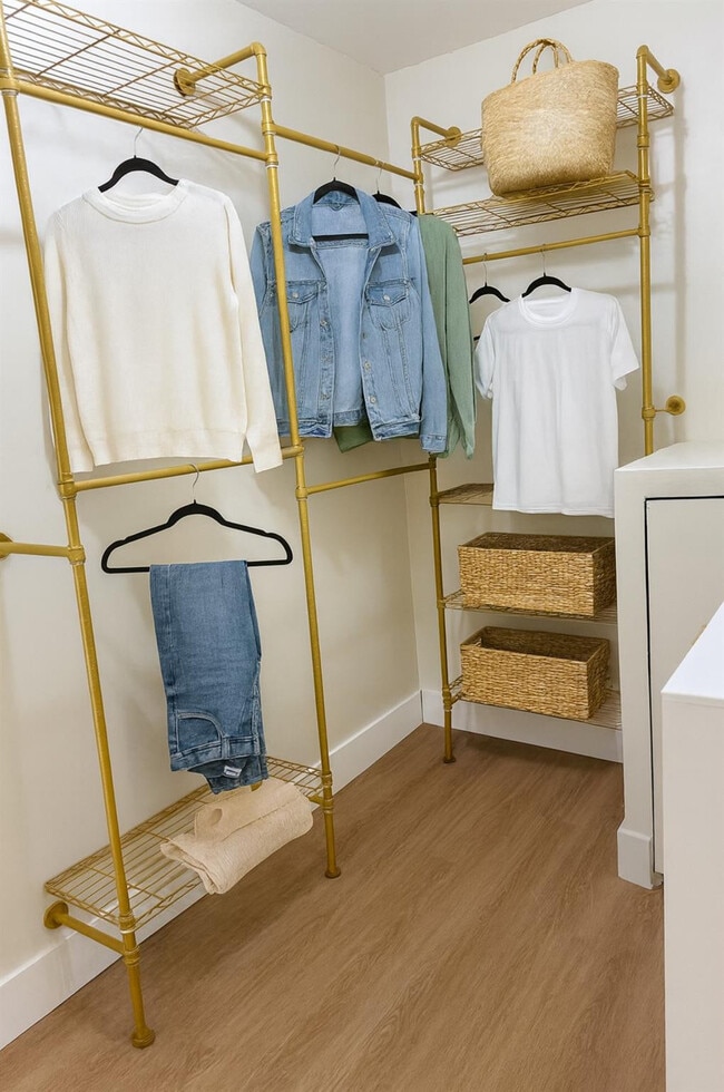 Photo - 2720 Forest Hills Blvd Unit 204