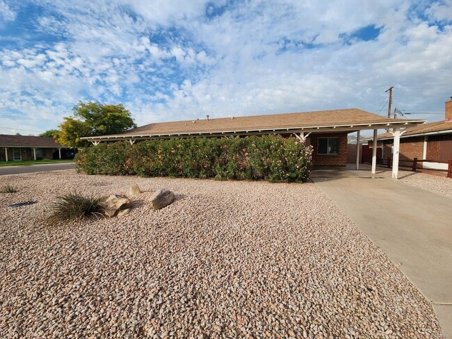 Building Photo - Beautiful South Scottsdale Home for Rent!
