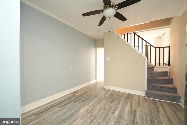 Photo - 1847 E Harold St
