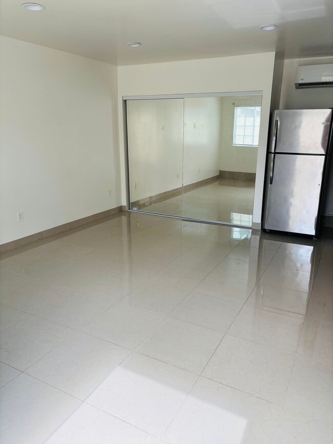 Building Photo - 16436 Chatsworth St Unit ADU