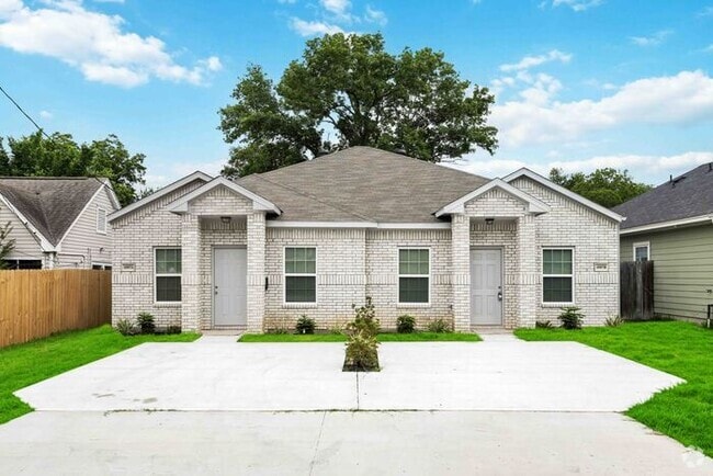 Building Photo - Charming 2 beds 2 baths in Houston! Rental