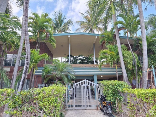 Building Photo - 1770 Meridian Ave Unit 209 Rental