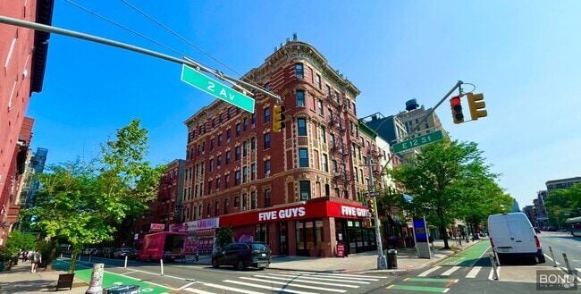 Building Photo - 188 Second Avenue Unit 8 Rental