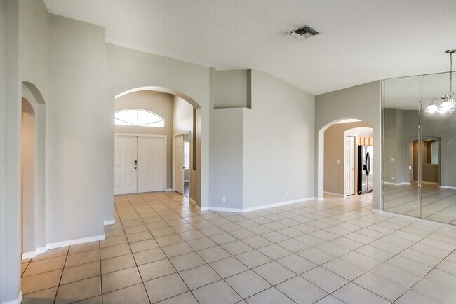 Photo - 103 Cocoplum Cir