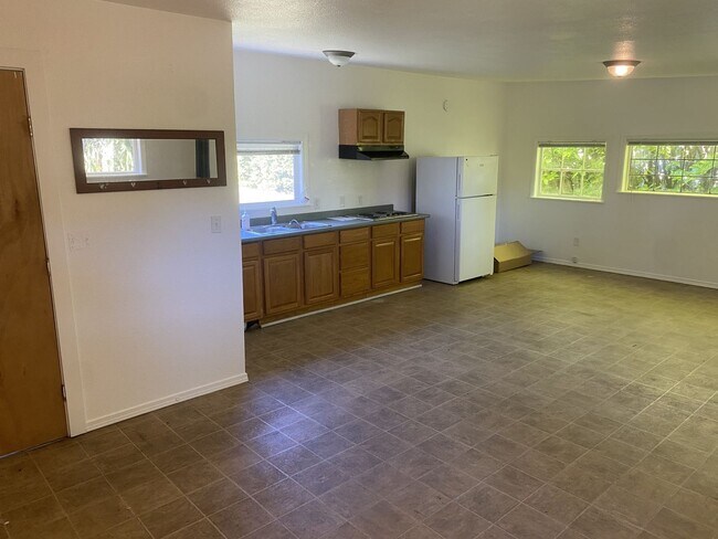 Photo - 1322 S Montesano St Unidad 2