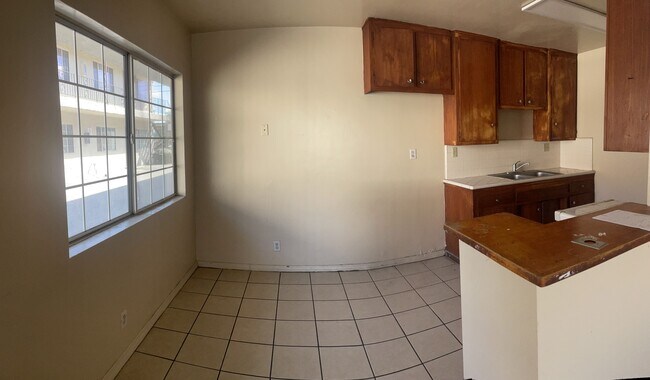 Photo - 921 Carob Way Unidad 7