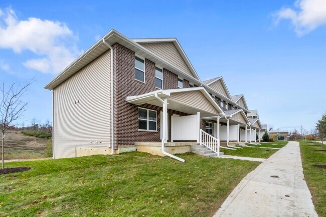 Cedar River Bluffs Townhomes