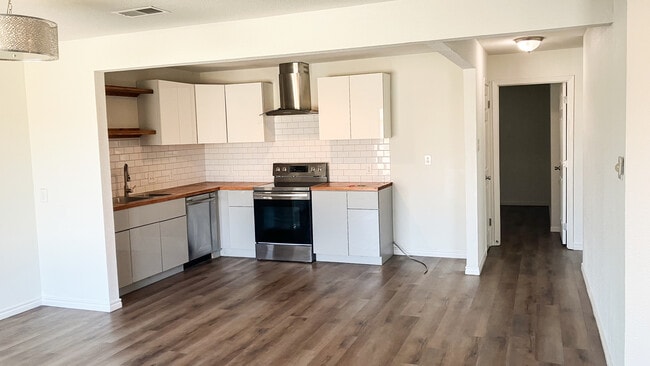 Cocina - 6403 Espana Dr