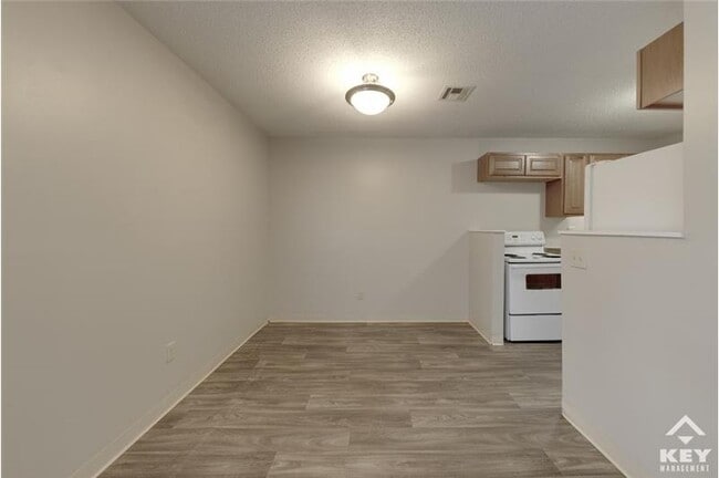 Photo - 1324 N Minneapolis St