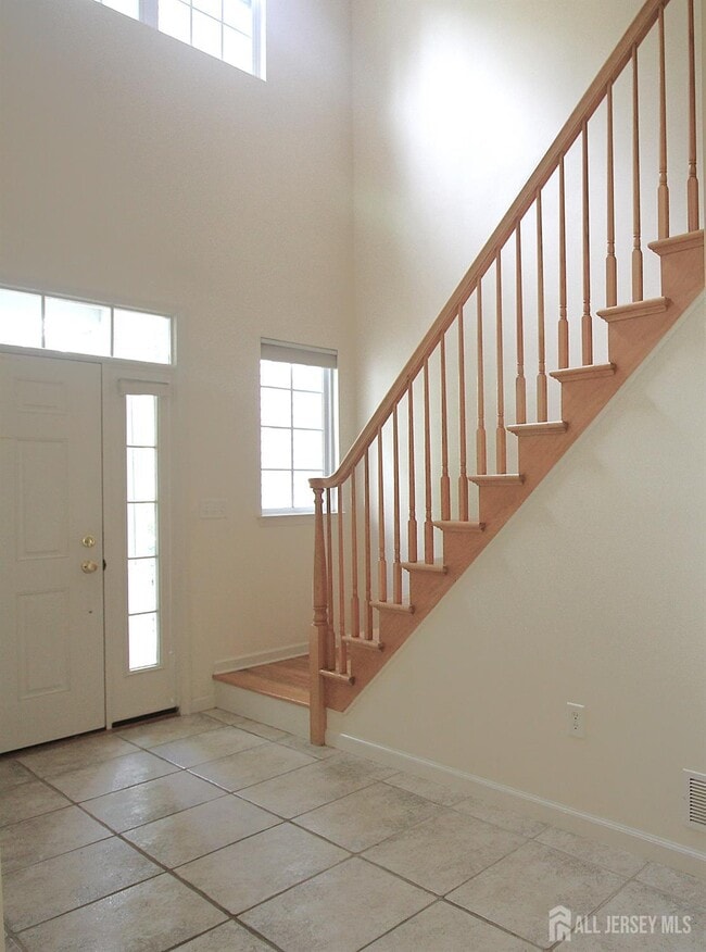 72 Truman Ave