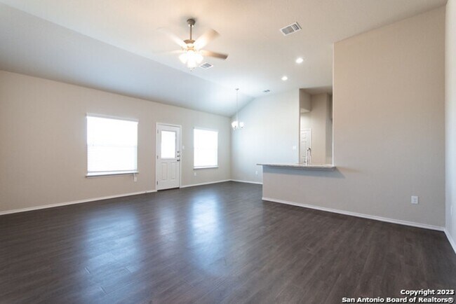 Photo - Luxury 3/2 Duplex in Seguin, Texas