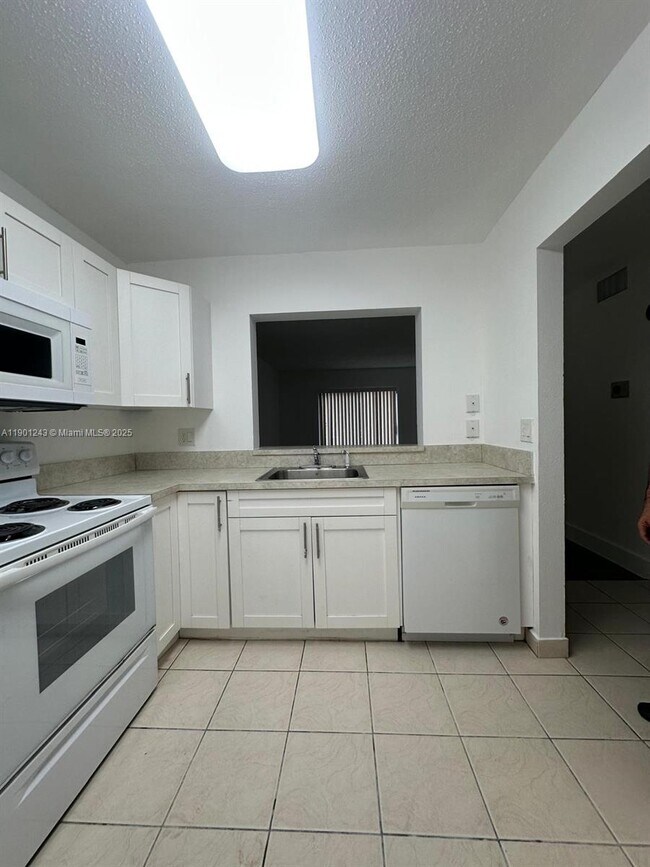 Photo - 18101 NW 68th Ave Unit E210