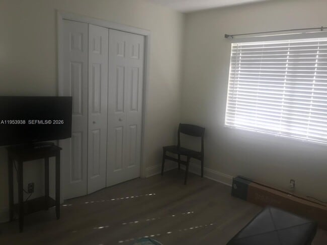 Photo - 195 Lakeview Dr Unit 104