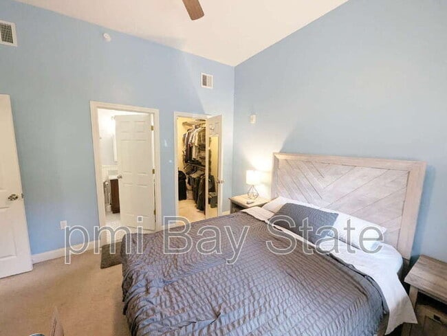 Photo - 27 St James Ave Unit #3