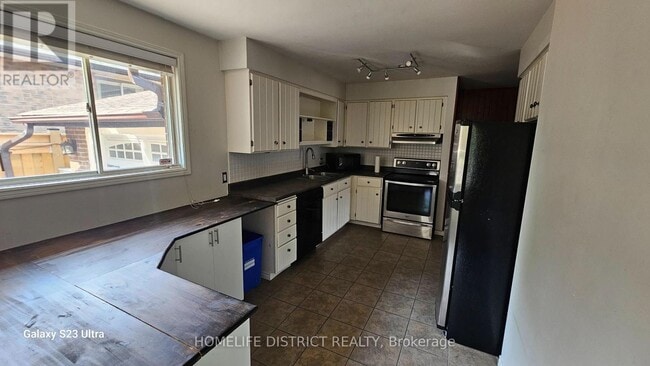 Photo - 912 Exeter St