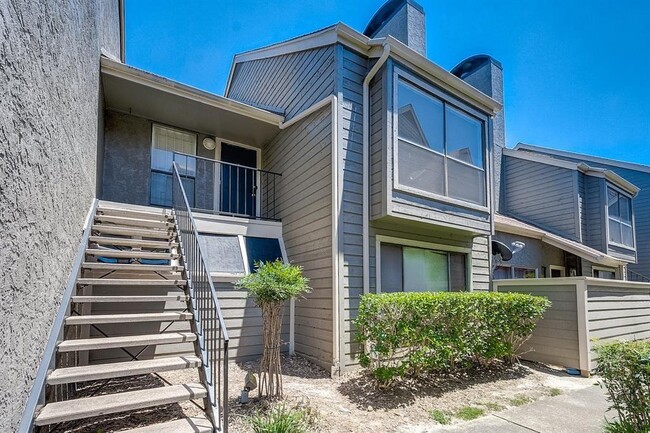 Photo - 6601 Sands Point Dr Unidad 66 Rental