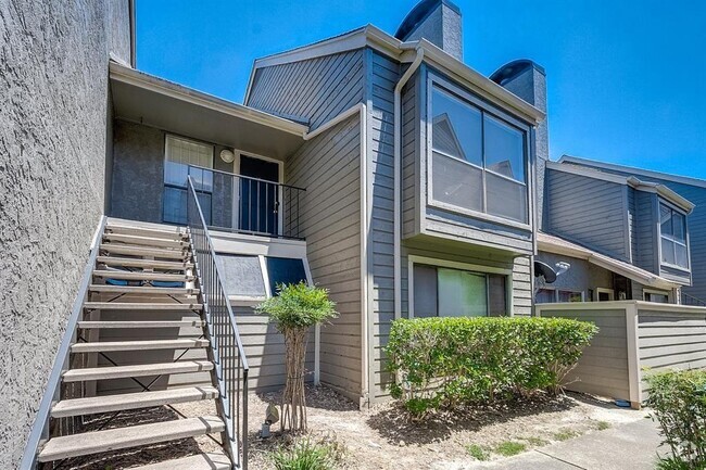 Building Photo - 6601 Sands Point Dr Unit 66 Rental