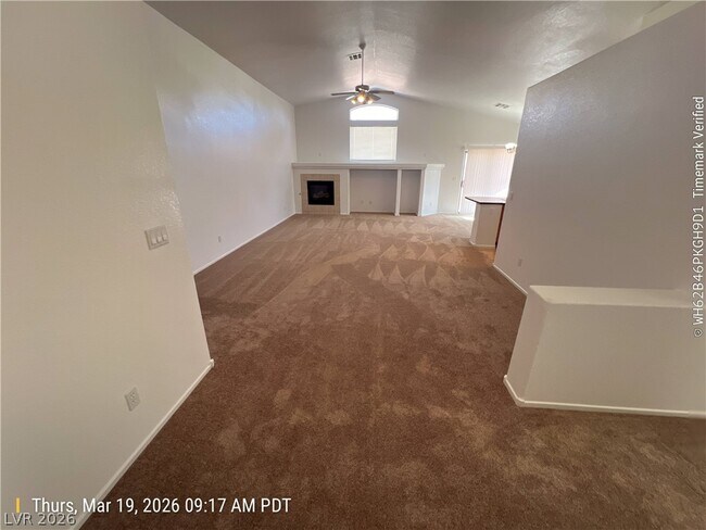 Photo - 1216 E El Campo Grande Ave