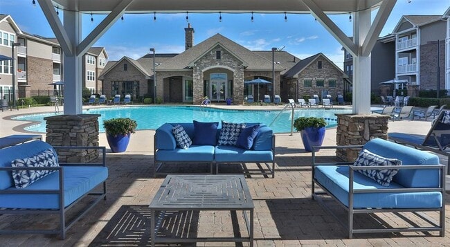 The Vinings at Laurel Creek