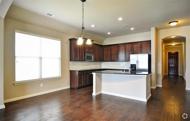 Building Photo - 7700 Delaware Dr Rental