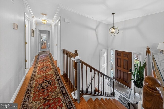 Photo - 1726 Glastonberry Rd