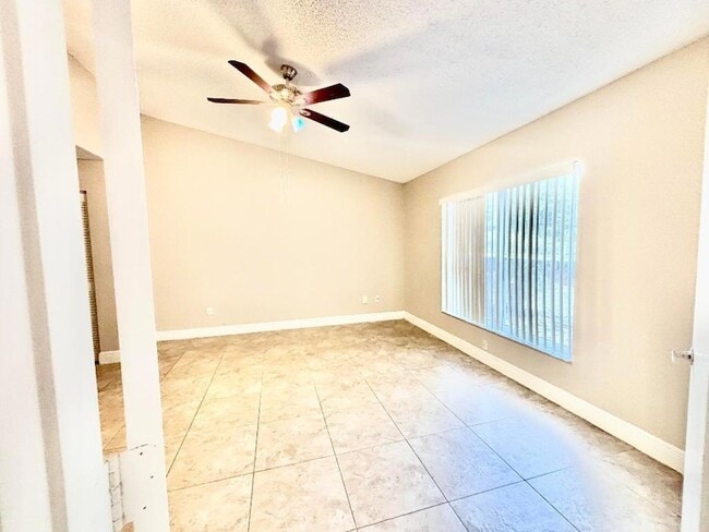 Photo - 1298 NW 15th Ave