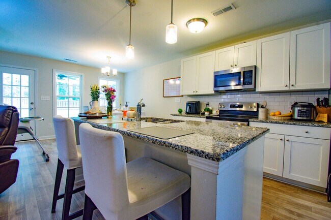 Photo - Coming Soon! 3 Bedroom 2 Bath with Bonus!